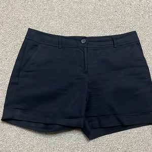 Kohl’s Women’s Black Tori’s Apt.9 Cuffed Size 12 Shorts